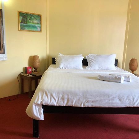 Sofinny Motel 2 Сиханоуквил Екстериор снимка