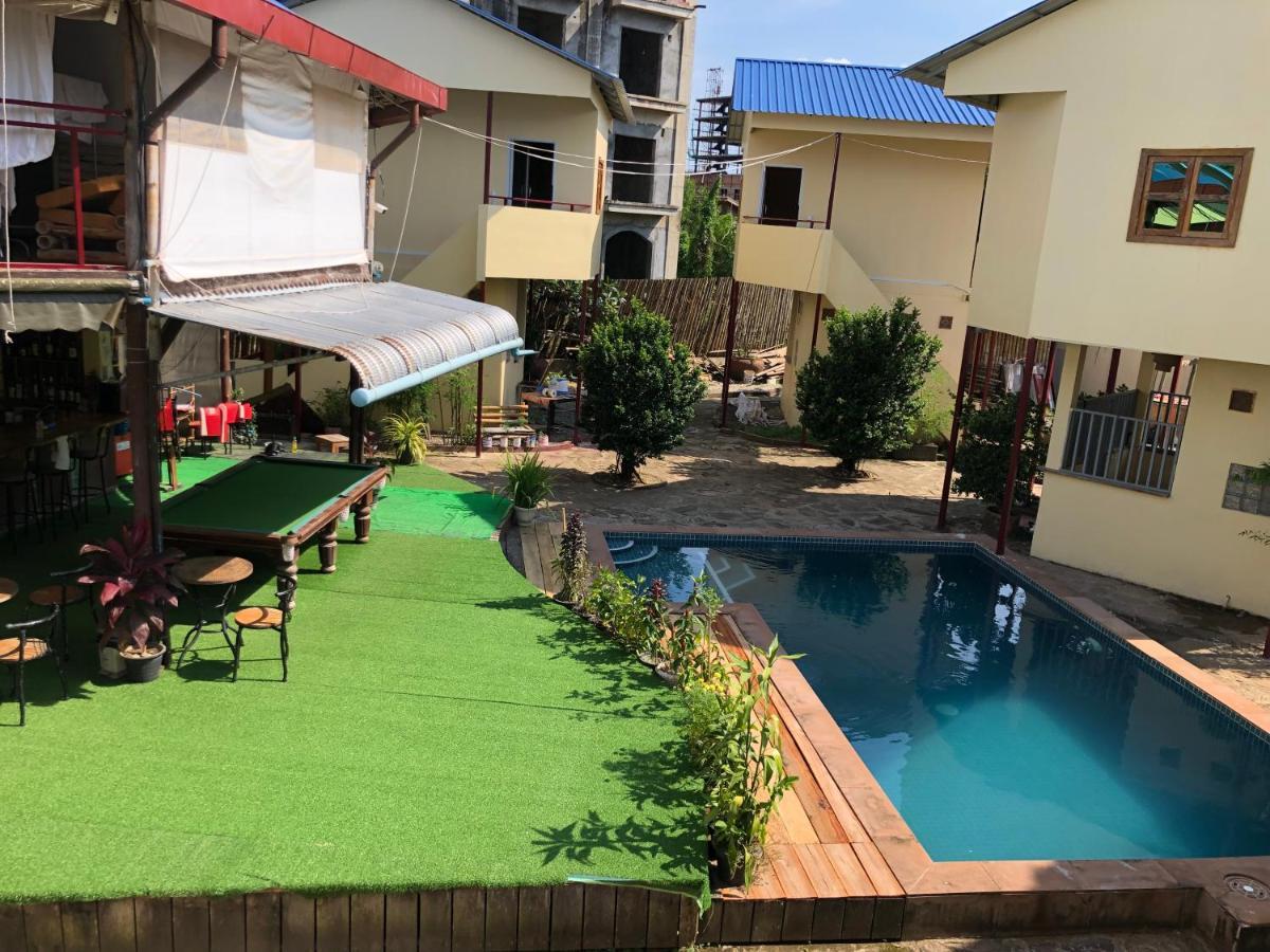 Sofinny Motel 2 Сиханоуквил Екстериор снимка