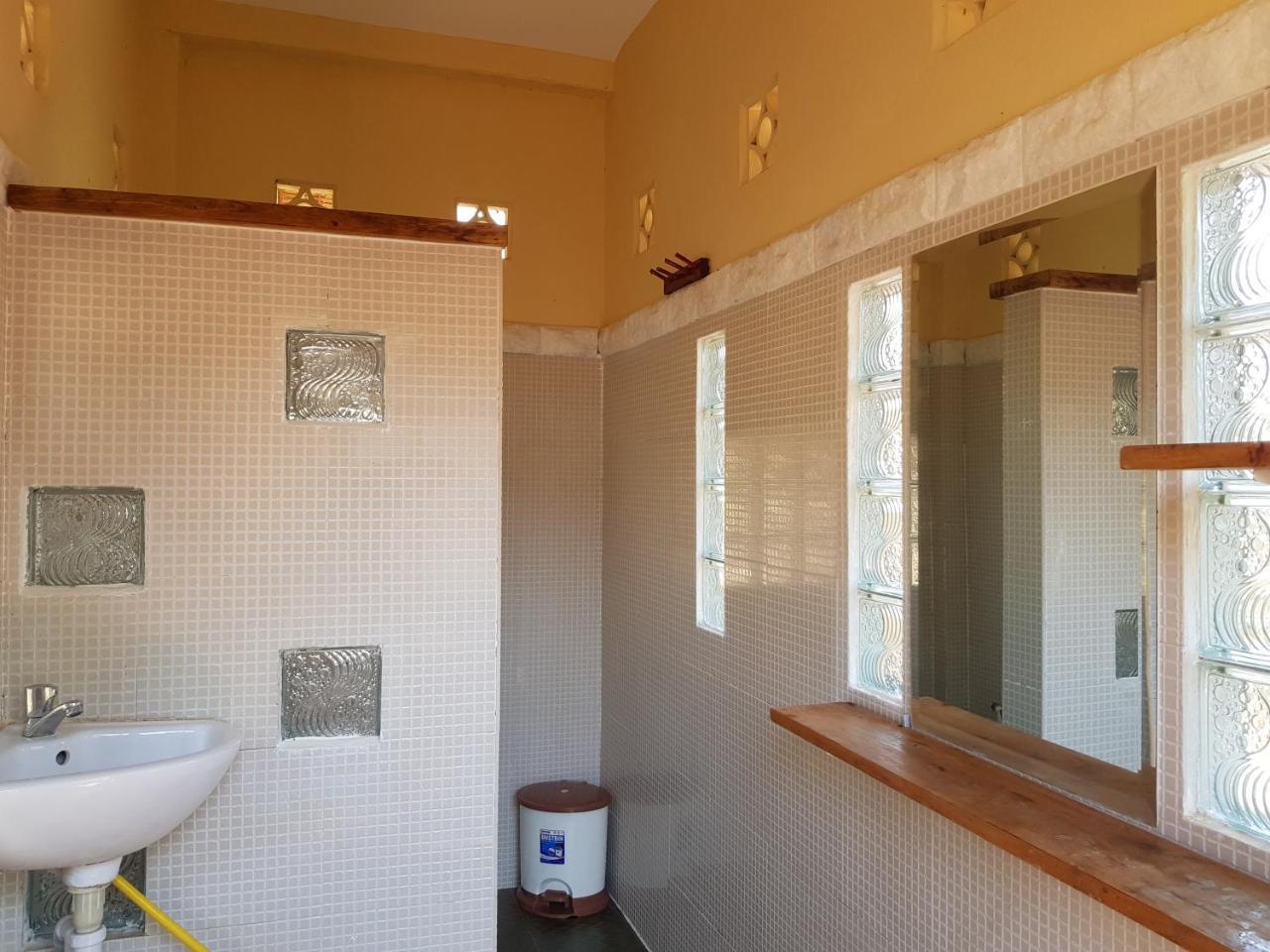 Sofinny Motel 2 Сиханоуквил Екстериор снимка