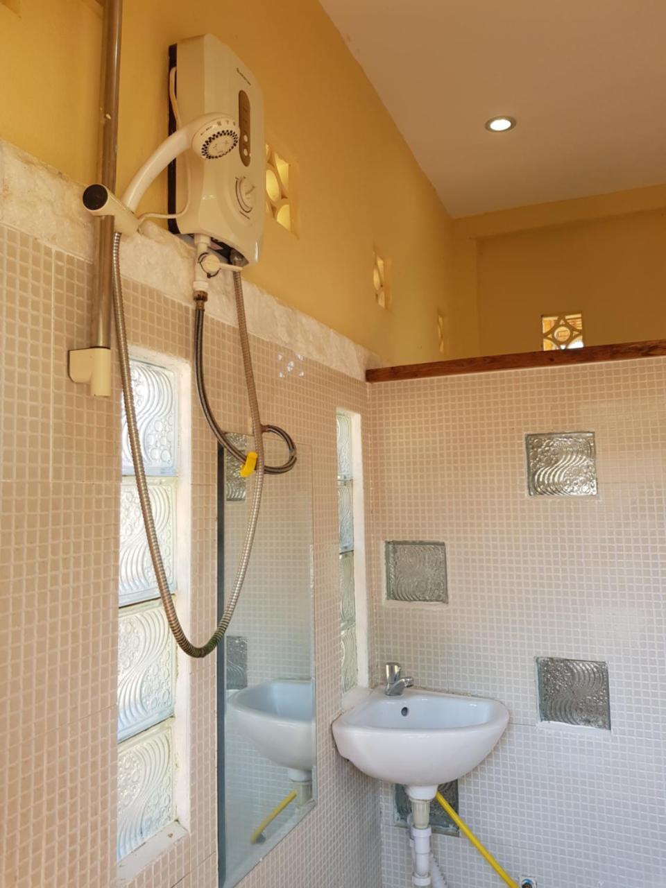 Sofinny Motel 2 Сиханоуквил Екстериор снимка